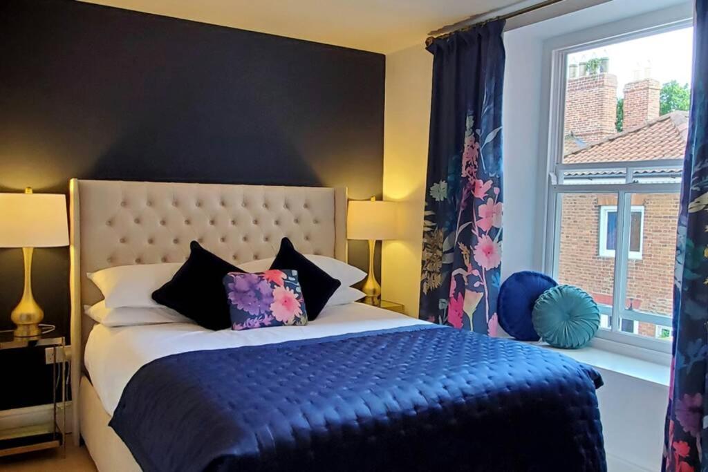 The Riverside At Woodsmill Quay With Parking York Exterior foto