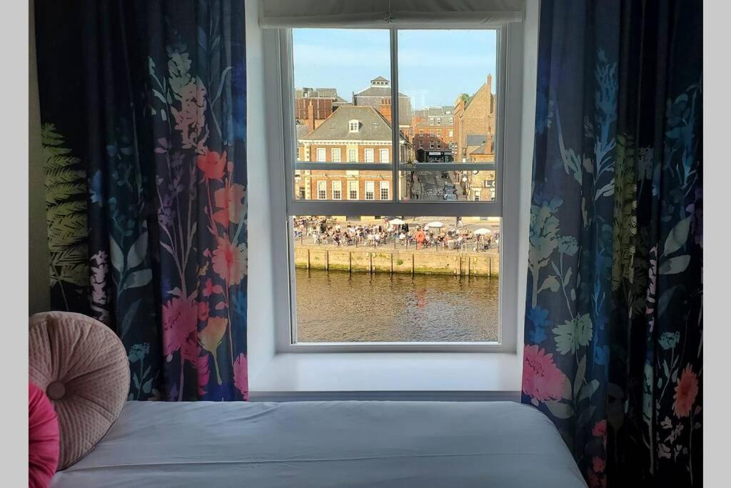 The Riverside At Woodsmill Quay With Parking York Exterior foto