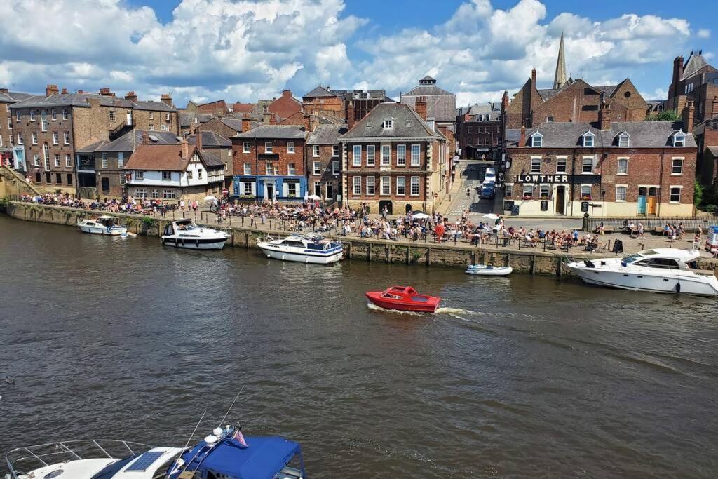 The Riverside At Woodsmill Quay With Parking York Exterior foto